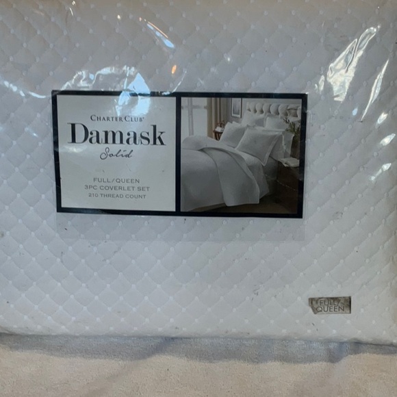 Charter Club Damask Solid White Coverlet Set